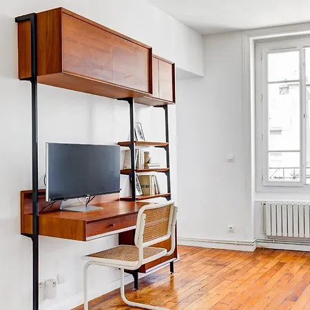 Montmartre & Moulin Rouge - 2br - Vacation Paris