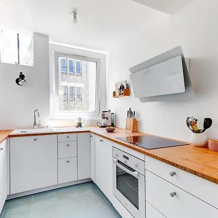 Apartment Montmartre & Moulin Rouge - 2br - Vacation Paris